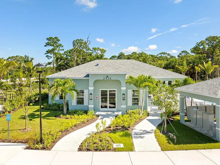 Ravinia St. Lucie — Photo 38