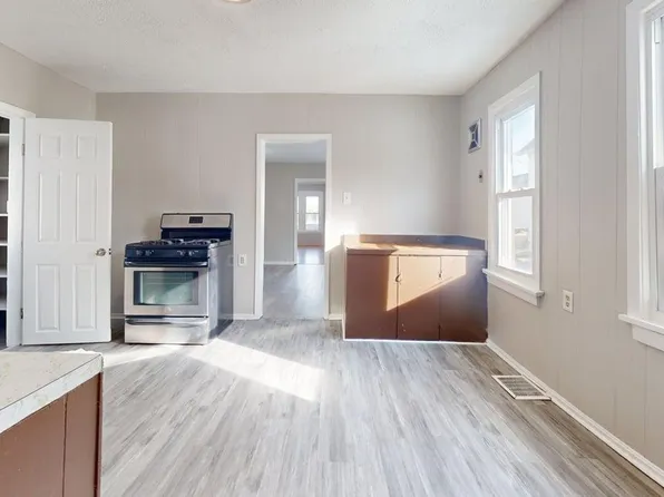 3272 W 50th St, 3272 W 50th St #798594532, Cleveland, OH 44102