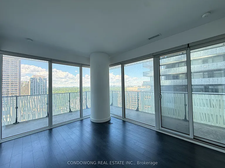 42 Charles St E #2609 — Photo 3