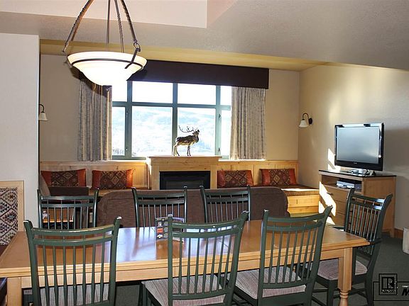 2nd image of 2300 Mount Werner Cir #542