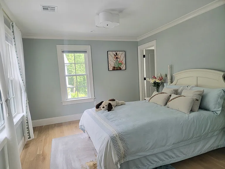 86 Parker Rd — Photo 15