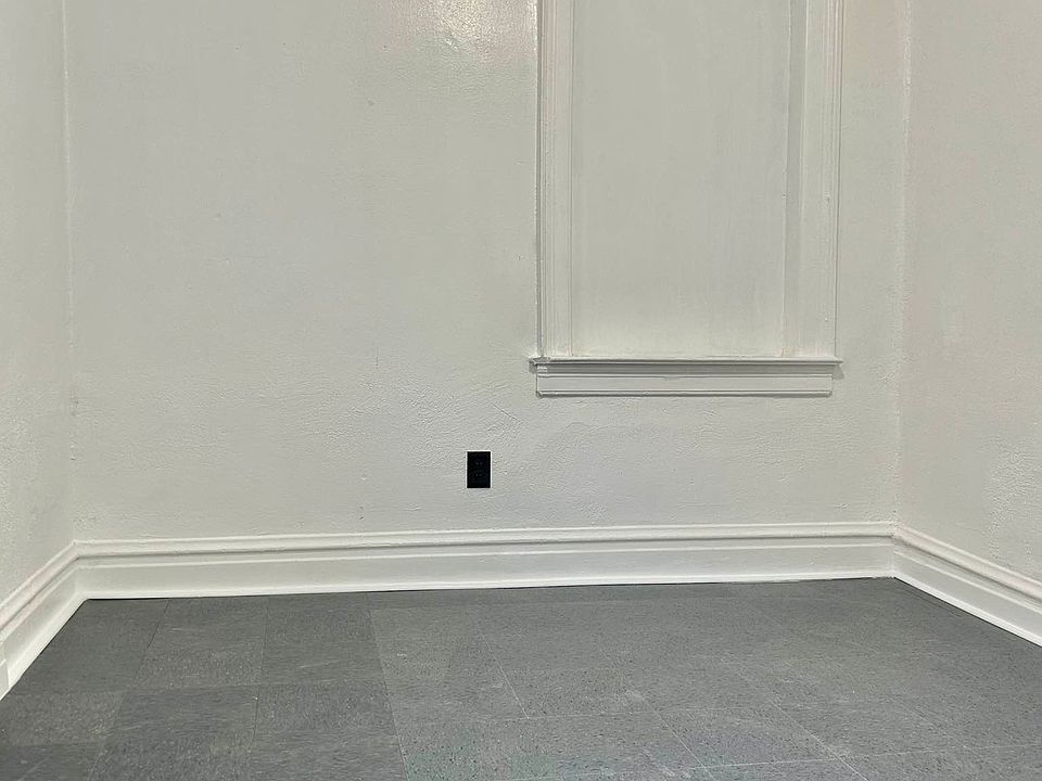 3761 104th St Corona NY Zillow