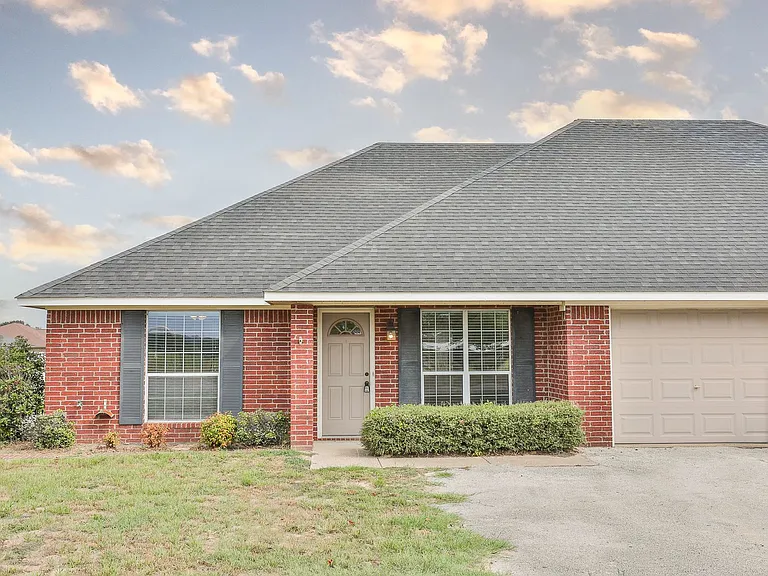 12466 County Road 499 — Photo 3