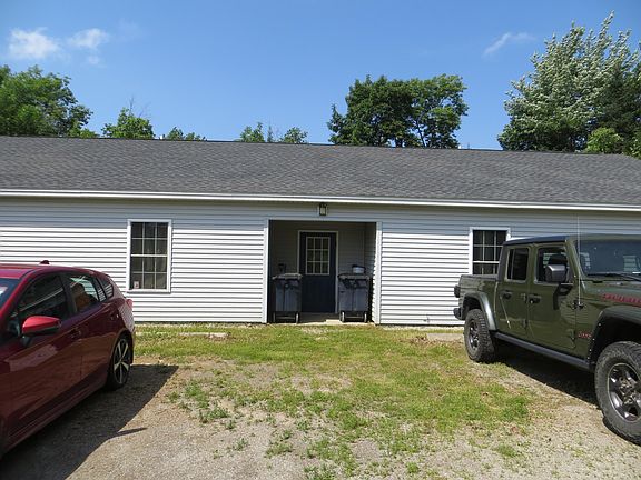3rd image of 136 Hodgdon Road