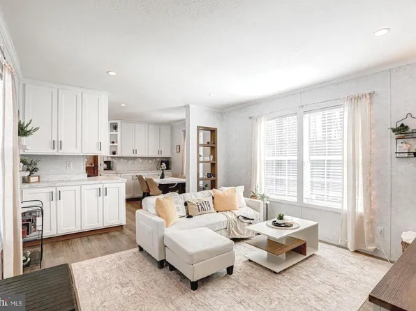 42 Juniper Ct #42, Smyrna, DE 19977