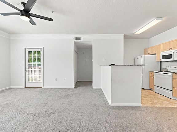 5th image of 1300 Park Blvd #203