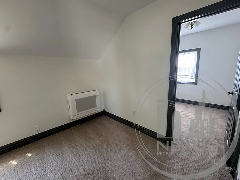 11 Wabash Ave — Photo 30