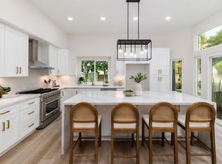 7032 Partridge Pl, Carlsbad, CA 92011