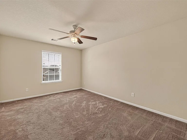 20702 Iron Timber Ln — Photo 32