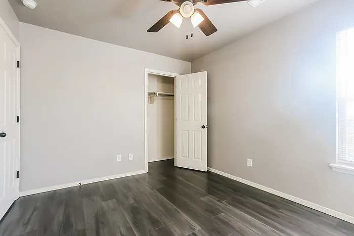 1320 Canna Ct — Photo 9