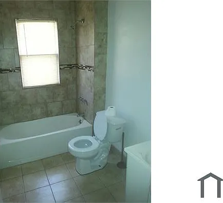 8242 Merrill St — Photo 4