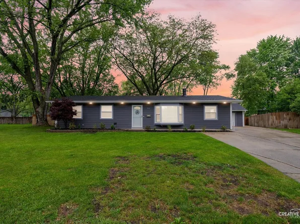 19 Crescent Ct, Montgomery, IL 60538