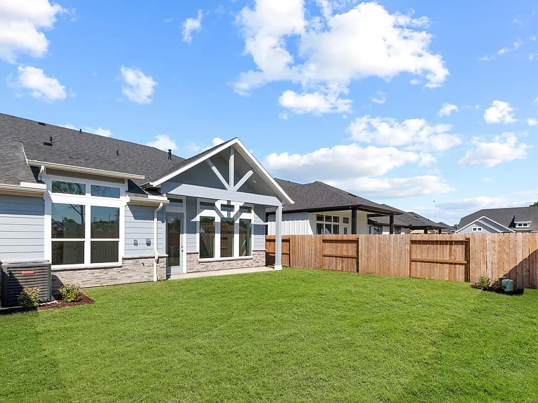 10114 Native Grove Dr — Photo 26