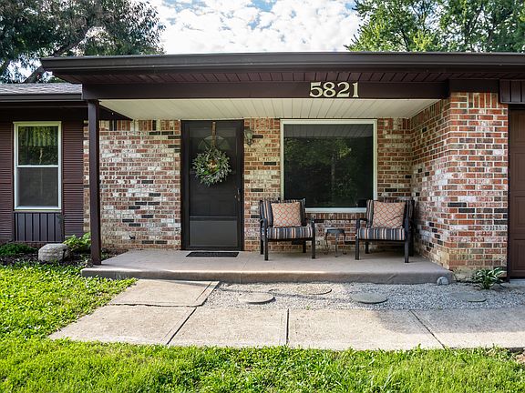2nd image of 5821 Furnas Rd