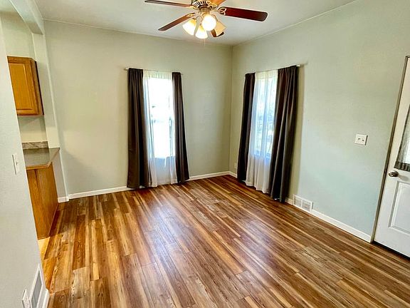 4th image of 113 W 3rd St #9BFE22314