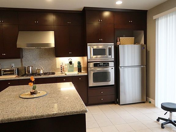 2nd image of 49 Vantis Dr