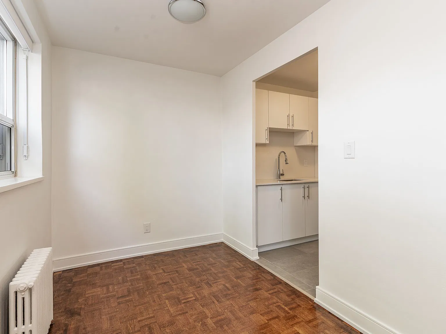 12 Bater Street — Photo 3