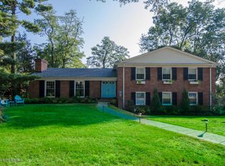 2409 Tuckaho Rd, Indian Hills, KY 40207