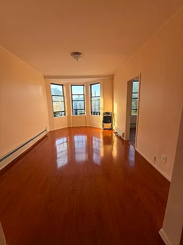 2138 Gleason Ave #1 Photo 1