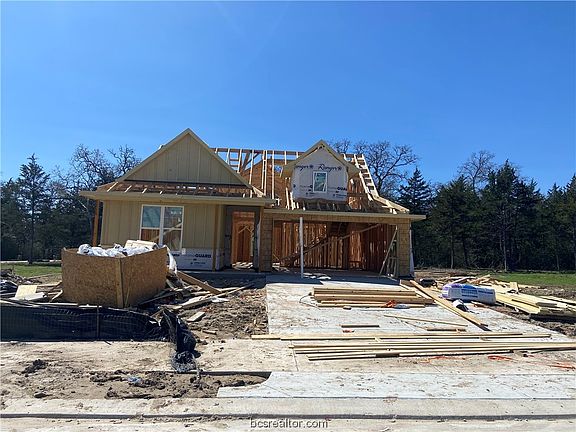 3rd image of 1616 Briscoe Manor Ct