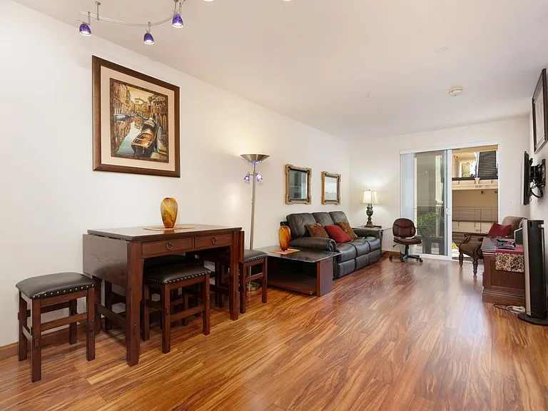 350 K St #413 — Photo 10