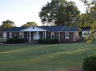 1305 Springdale Rd, Cowpens, SC 29330