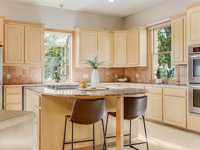 20701 Adobe Trl — Photo 6
