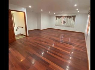 142-03 29th Rd #1, Flushing, NY 11354