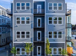 Burnie, Portland, OR 97215