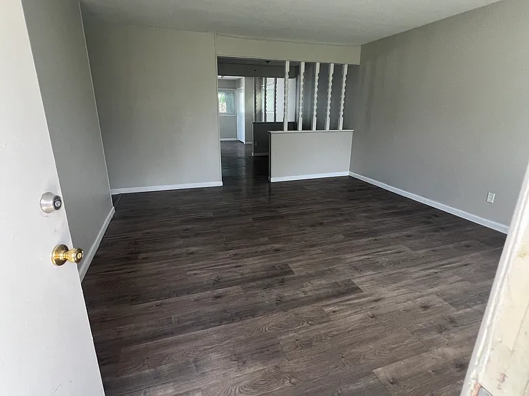 6289 Eldridge Blvd — Photo 8