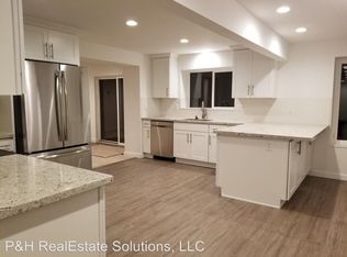 18204 30th Ave NE, Seattle, WA 98155