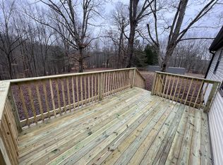 1317 W Haleys Creek Rd, Centerville, TN 37033