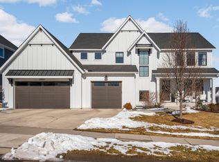 18950 49th Ave N, Plymouth, MN 55446