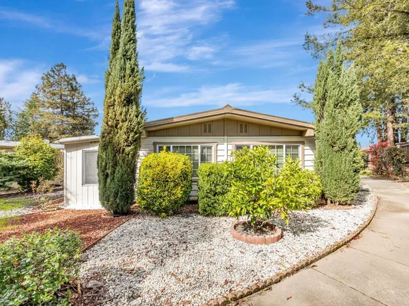 176 Sequoia Circle, Santa Rosa, CA 95401