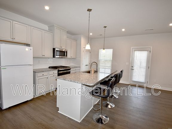 3rd image of 1129 Newell Towns Ln #1