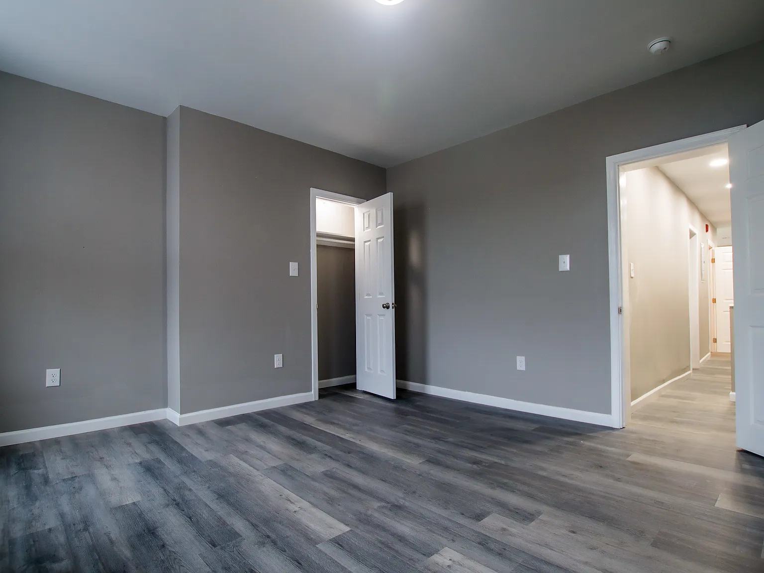4056 W Girard Ave — Photo 1