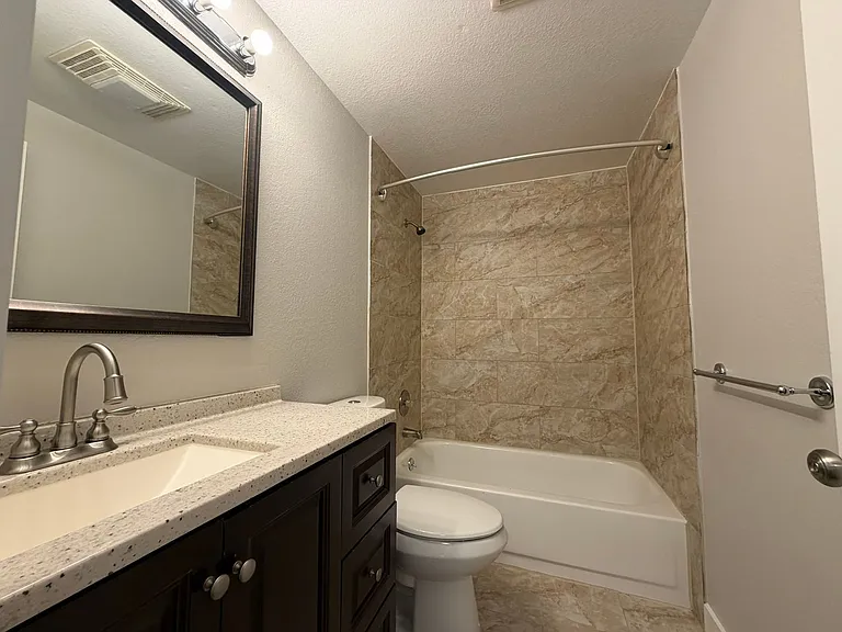 207 Dorn 8-plex — Photo 9