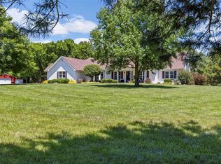 1800 Swaying Oaks Rd, Wentzville, MO 63385