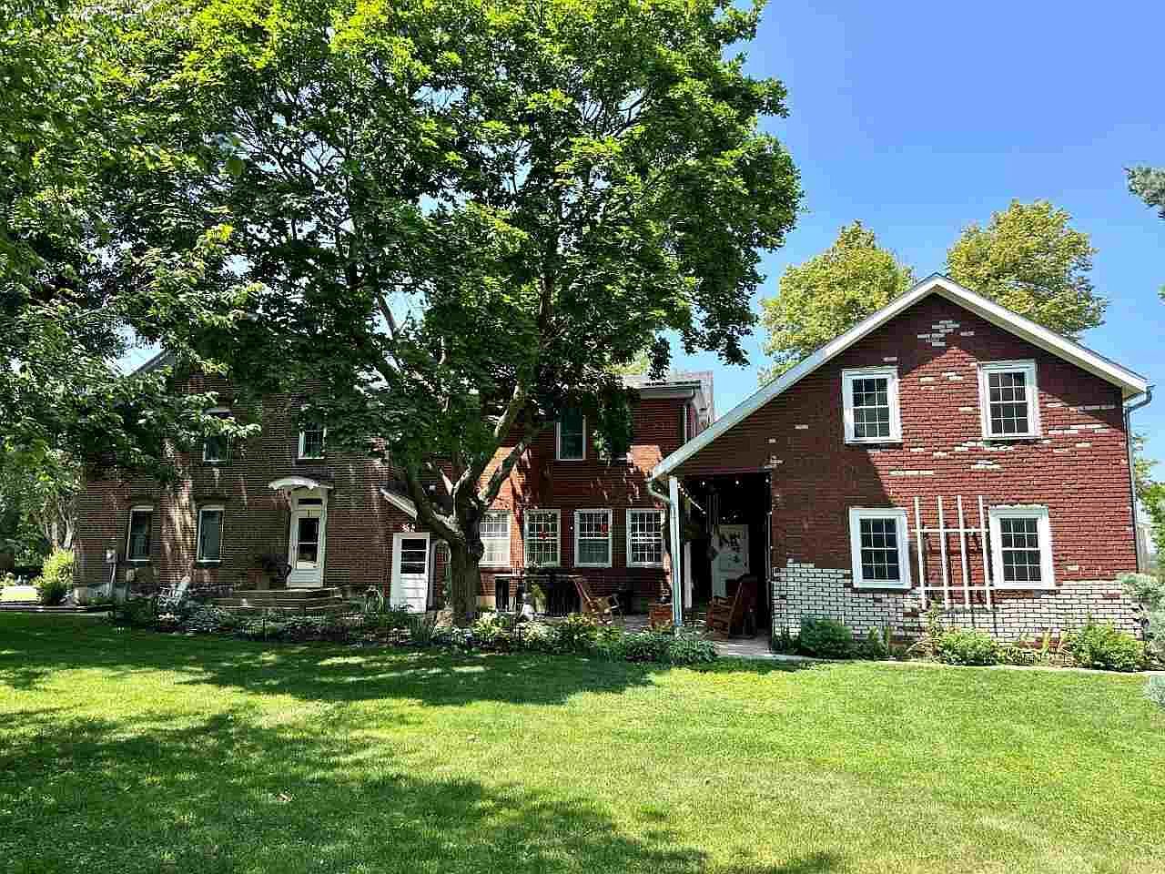 4425 V St, Homestead, IA 52236 Zillow