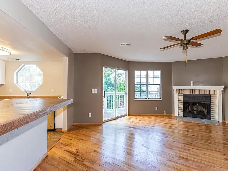 12513 E Pacific Cir #D — Photo 9