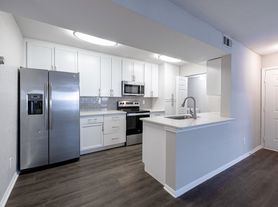 Live Easy. Live Elevated. Live 2100 Defoors.