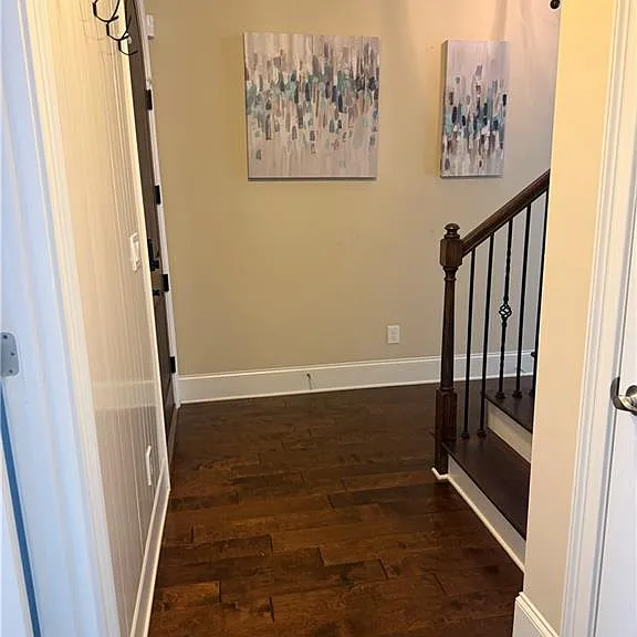 100 Batten Board Way — Photo 6
