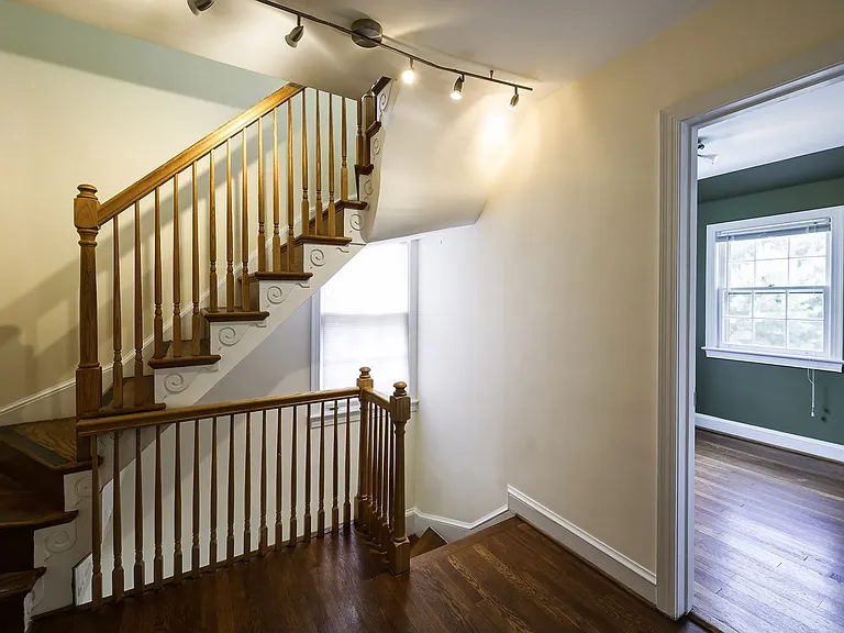 4441 Brandywine St NW — Photo 29