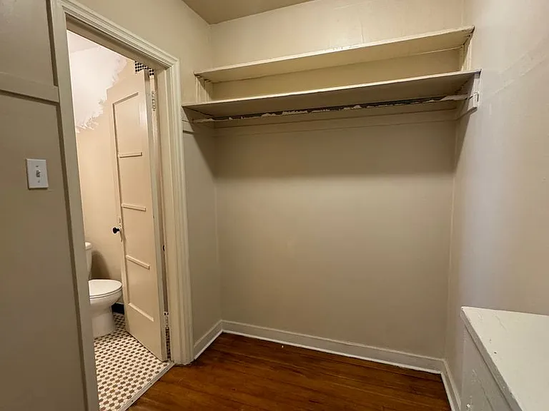 Spacious Units in a Vintage Brick Building- Walk to Seattle Center, Shops,and Restaurants! — Photo 17
