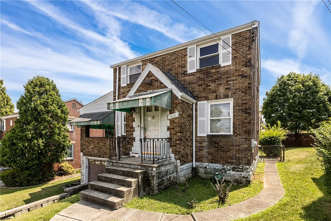 1426 Woodbine St photo 1