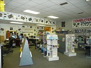 2nd image of 972 E Main St