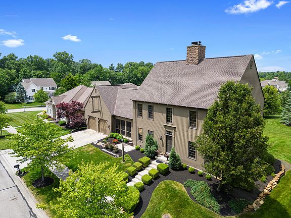 4th image of 444 Sparrow Dr