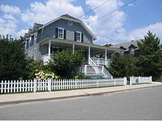 2nd image of 706 S Atlantic Ave