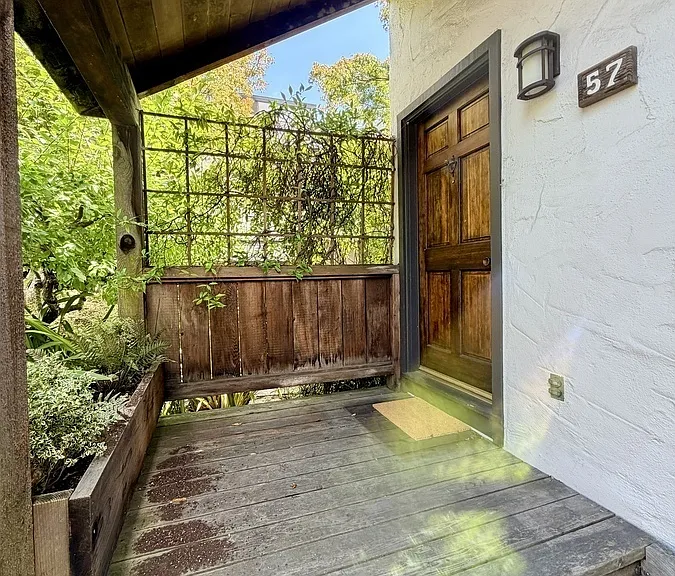 57 Park Ter — Photo 2