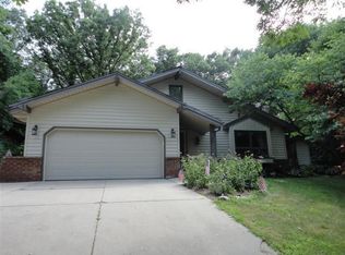 S95W23135 Hawthorne Chasm, Big Bend, WI 53103